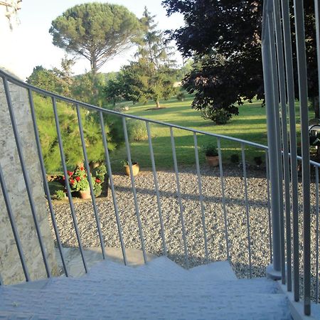 Auterive  Domaine De Poudos B&B 객실 사진