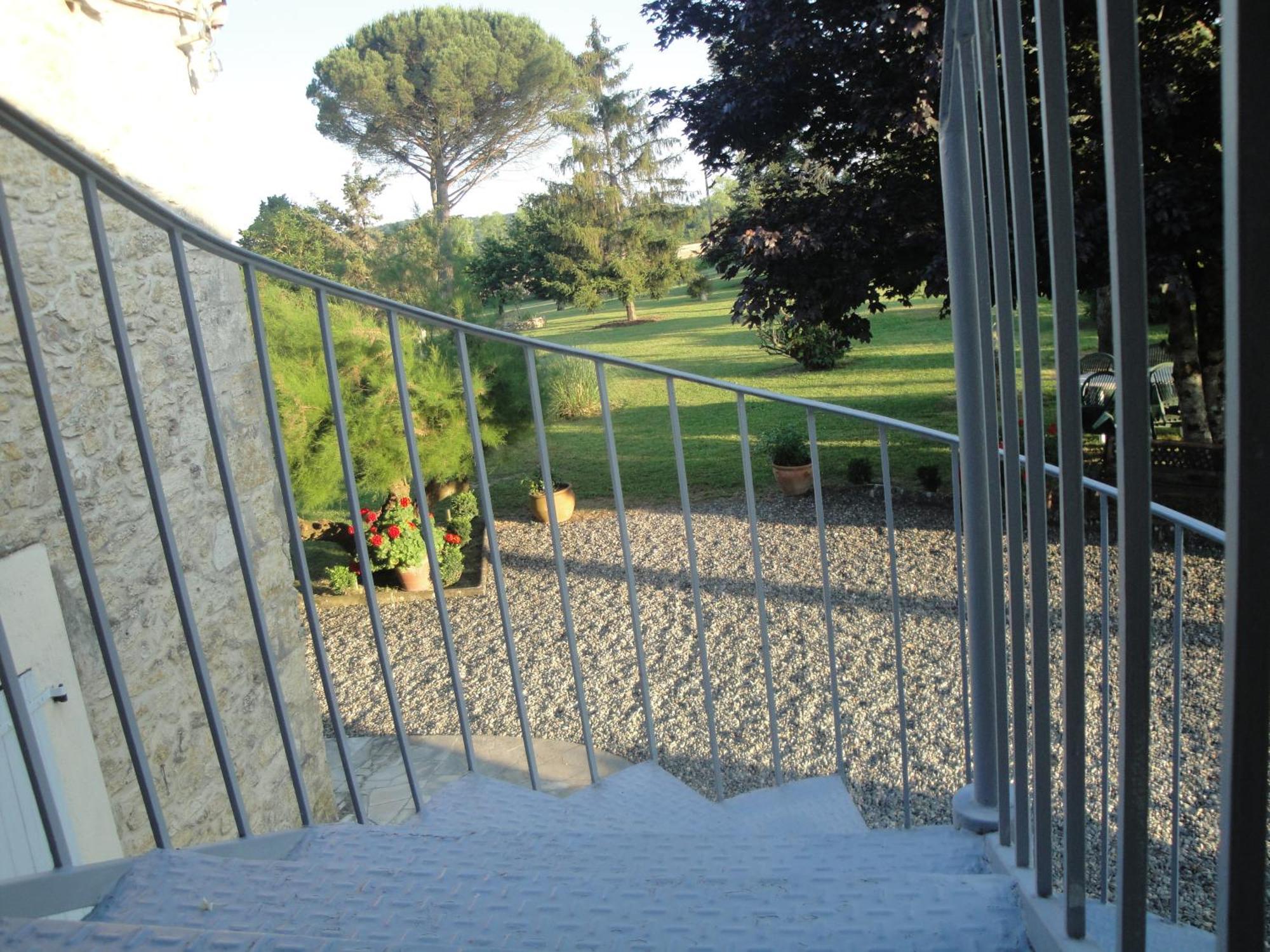 Auterive  Domaine De Poudos B&B 객실 사진